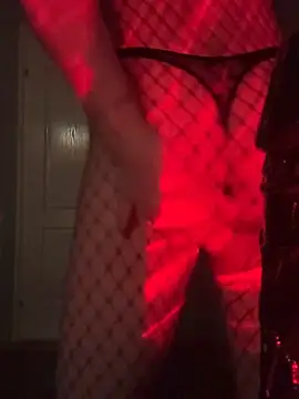 DiamondZar77038 online show from January 8, 2025, 9:01 pm