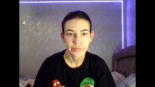 Diamond Danaa online show from February 8, 2026, 2:42 pm