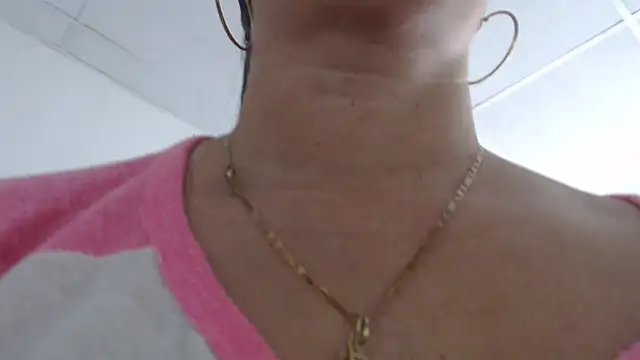 Snapshot of Girlhornyx chatting on November 9, 2025, 7:34 pm Girlhornyx online show from November 9, 2025, 7:34 pm