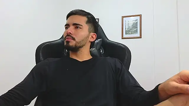 Massimoo 07 online show from January 14, 2025, 10:12 pm