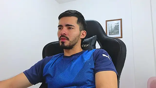 Massimoo 07 online show from January 17, 2025, 7:38 pm