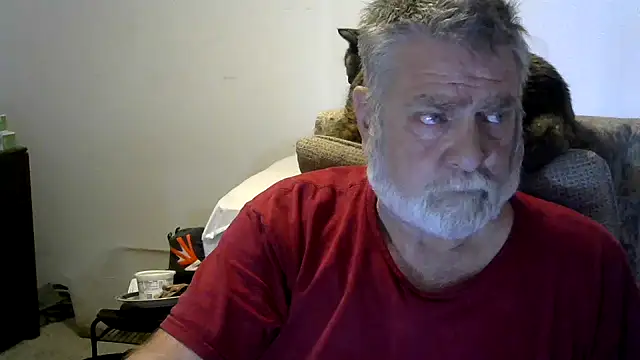 Snapshot of viejo_oso chatting on November 30, 2025, 4:11 pm viejo oso online show from November 30, 2025, 4:11 pm