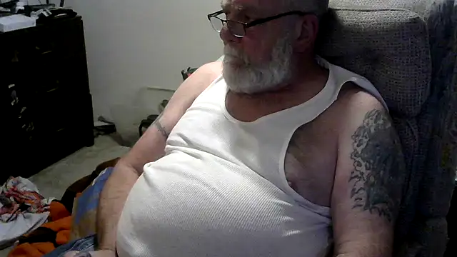 Snapshot of viejo_oso chatting on February 14, 2026, 7:16 am viejo oso online show from February 14, 2026, 7:16 am