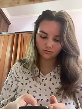 Dreamyblushfairy online show from December 29, 2024, 8:33 am