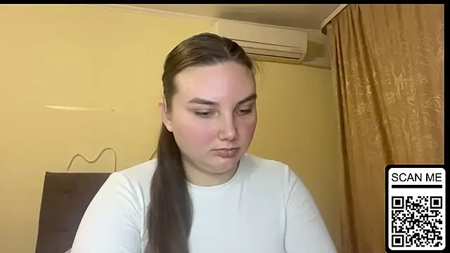 Dreamyblushfairy online show from November 24, 2025, 7:24 pm