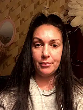 BELLAMORGANE1 online show from January 11, 2026, 5:29 pm