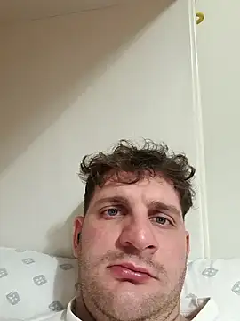 michemichemiche8 online show from March 16, 2025, 8:54 pm