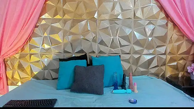 Lana Parker 01 online show from December 29, 2024, 8:04 pm