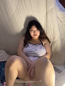 Snapshot of Happyou2 chatting on January 26, 2025, 4:41 pm Happyou2 online show from January 26, 2025, 4:41 pm