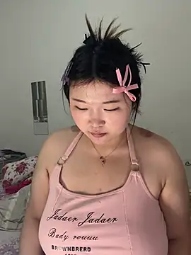 Snapshot of Happyou2 chatting on March 12, 2025, 10:48 am Happyou2 online show from March 12, 2025, 10:48 am