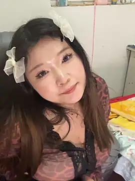 Snapshot of Happyou2 chatting on March 20, 2025, 12:11 pm Happyou2 online show from March 20, 2025, 12:11 pm