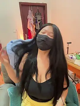 Snapshot of Happyou2 chatting on December 16, 2025, 10:09 am Happyou2 online show from December 16, 2025, 10:09 am