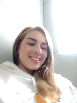 VictoriaMolina online show from February 22, 2025, 10:31 pm