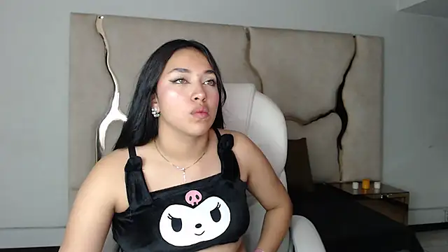 IsabellRodriguez18 online show from February 23, 2025, 4:39 am