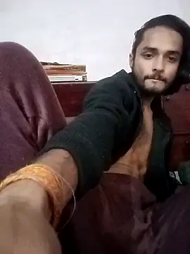 Snapshot of IamRentedBoybfriend chatting on January 7, 2025, 3:24 am IamRentedBoybfriend online show from January 7, 2025, 3:24 am