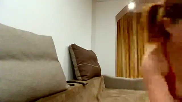 Sweet bluegirl24 online show from February 4, 2026, 8:14 pm