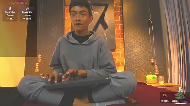 AntonAndSofii online show from January 18, 2025, 3:42 am