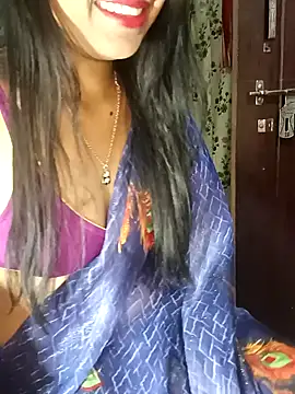 Snapshot of sexyhoney27 chatting on February 3, 2025, 10:03 am sexyhoney27 online show from February 3, 2025, 10:03 am