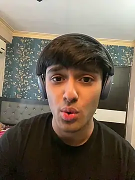 Snapshot of sunny49477 chatting on December 31, 2024, 8:59 am sunny49477 online show from December 31, 2024, 8:59 am