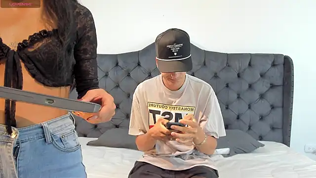 two milkyway online show from October 1, 2025, 12:00 pm