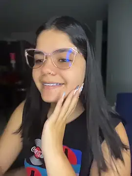 Snapshot of pretty_angela1 chatting on May 17, 2026, 12:52 am pretty angela1 online show from May 17, 2026, 12:52 am