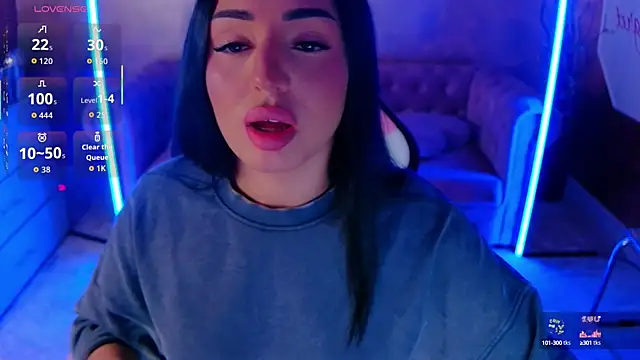 Snapshot of evanew_ chatting on October 23, 2025, 4:06 pm evanew online show from October 23, 2025, 4:06 pm