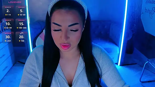 Snapshot of evanew_ chatting on November 28, 2025, 5:04 pm evanew online show from November 28, 2025, 5:04 pm