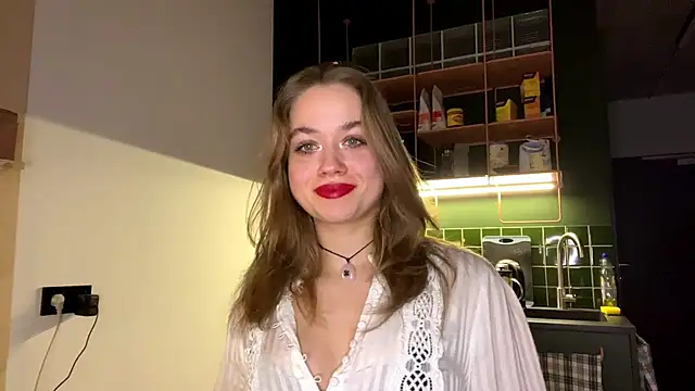 RoxyStar17 online show from February 6, 2025, 8:45 pm