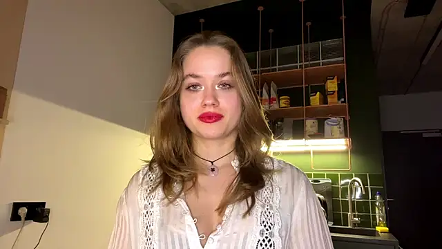 RoxyStar17 online show from February 6, 2025, 11:48 pm