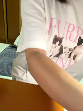 berberson online show from October 24, 2025, 8:33 am