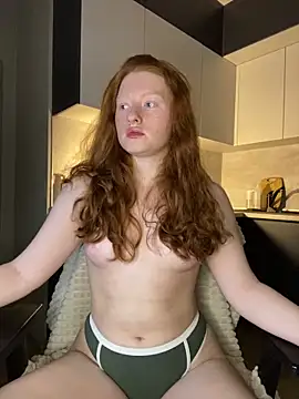 Snapshot of redhead_peach chatting on March 4, 2025, 11:43 pm redhead peach online show from March 4, 2025, 11:43 pm