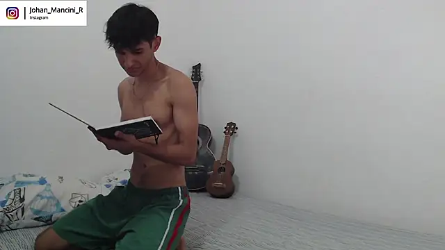 Snapshot of Johan_Mancini_R chatting on January 14, 2025, 7:00 pm Johan Mancini R online show from January 14, 2025, 7:00 pm