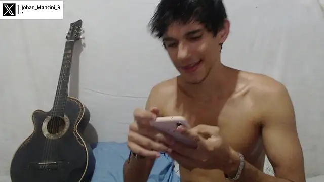 Snapshot of Johan_Mancini_R chatting on December 22, 2025, 6:49 pm Johan Mancini R online show from December 22, 2025, 6:49 pm