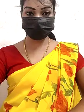 meena 27 online show from October 3, 2025, 7:16 am