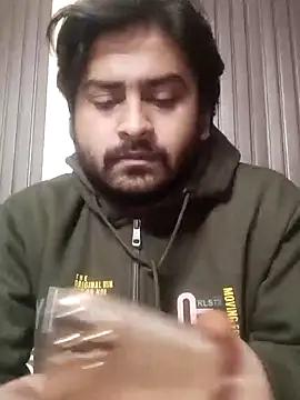 Snapshot of indihotguy chatting on January 17, 2025, 4:57 pm indihotguy online show from January 17, 2025, 4:57 pm