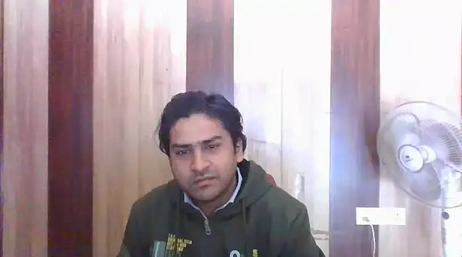 Snapshot of indihotguy chatting on February 9, 2025, 7:05 am indihotguy online show from February 9, 2025, 7:05 am