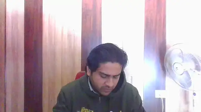 Snapshot of indihotguy chatting on February 12, 2025, 7:13 am indihotguy online show from February 12, 2025, 7:13 am