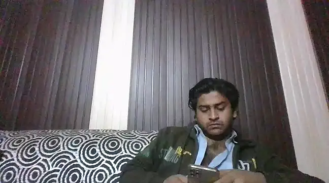 Snapshot of indihotguy chatting on February 12, 2025, 5:26 pm indihotguy online show from February 12, 2025, 5:26 pm