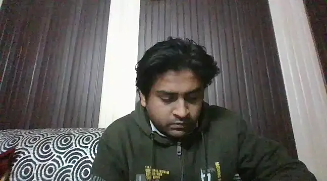 Snapshot of indihotguy chatting on February 13, 2025, 5:11 pm indihotguy online show from February 13, 2025, 5:11 pm