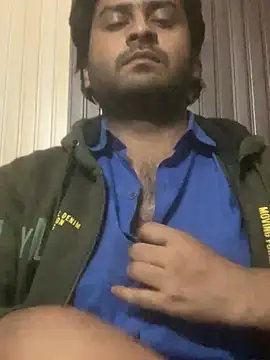 Snapshot of indihotguy chatting on February 18, 2025, 6:37 pm indihotguy online show from February 18, 2025, 6:37 pm