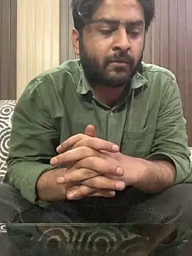 Snapshot of indihotguy chatting on March 16, 2025, 6:12 pm indihotguy online show from March 16, 2025, 6:12 pm