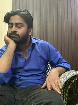 Snapshot of indihotguy chatting on March 18, 2025, 9:32 pm indihotguy online show from March 18, 2025, 9:32 pm