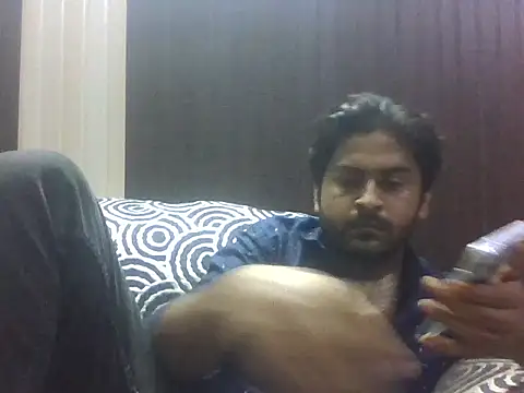 Snapshot of indihotguy chatting on September 17, 2025, 3:03 pm indihotguy online show from September 17, 2025, 3:03 pm