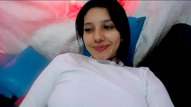 Snapshot of emmariders2 chatting on January 6, 2025, 2:03 pm emmariders2 online show from January 6, 2025, 2:03 pm