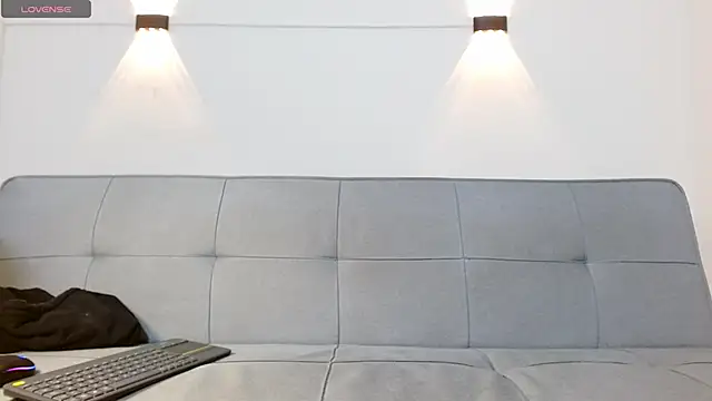 Br4ndxpimm online show from October 16, 2025, 12:50 pm