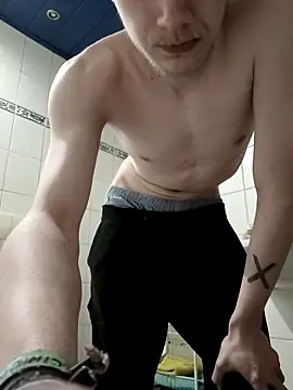 Snapshot of HalloMarcy chatting on March 5, 2025, 9:05 am HalloMarcy online show from March 5, 2025, 9:05 am