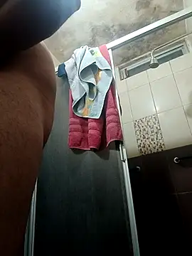 chinoxxx online show from March 26, 2026, 5:35 am