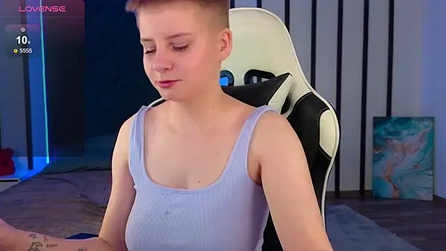 Snapshot of MissKrisWine chatting on January 10, 2025, 1:20 pm MissKrisWine online show from January 10, 2025, 1:20 pm