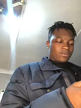 Snapshot of Redfucks333 chatting on November 17, 2025, 4:46 pm Redfucks333 online show from November 17, 2025, 4:46 pm