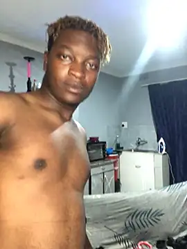 Snapshot of Redfucks333 chatting on February 17, 2026, 7:09 pm Redfucks333 online show from February 17, 2026, 7:09 pm